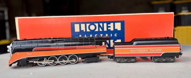 Lionel 0-gauge Southern Pacific black-and-orange steam locomotive #4459 (1 of 8)
