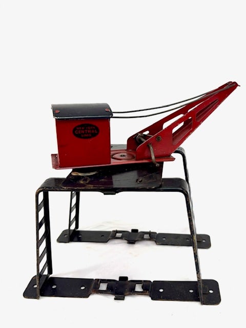 Vintage Pre War Marx Gantry Crane with track base, O-Gauge Accessory (1 of 6)