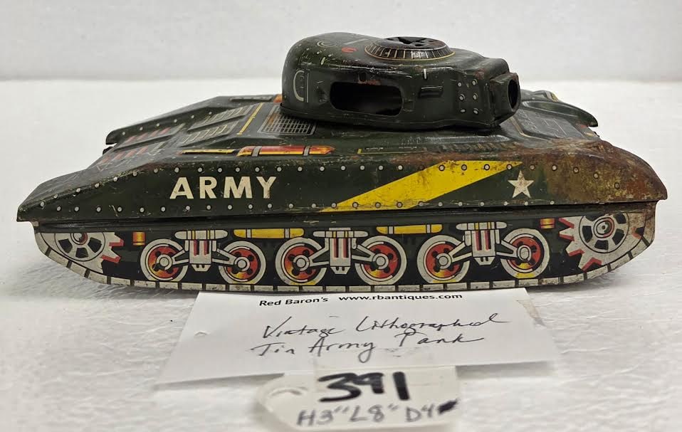 Vintage Lithographed Tin Wind-up Tank (1 of 5)