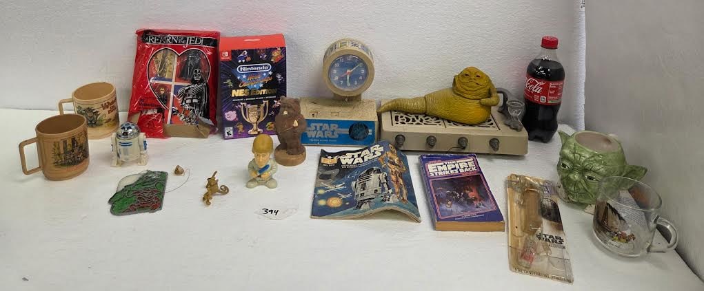 Vintage Star Wars Group Lot: Vintage Star Wars Group Lot