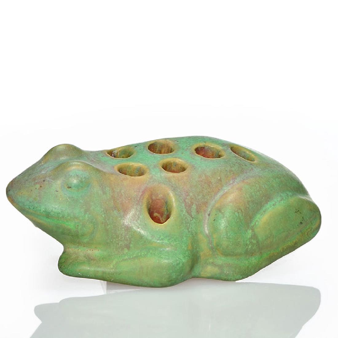 Roseville Early Velmoss flower frog, 1 3/4 x 5 3/8 (1 of 1)