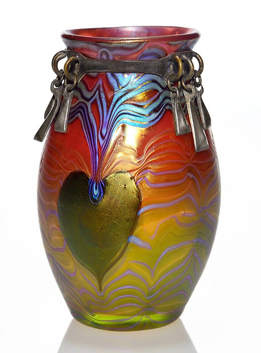 Petite Loetz Phaenomen vase, 3 hearts, metal necklet, 4 (1 of 6)