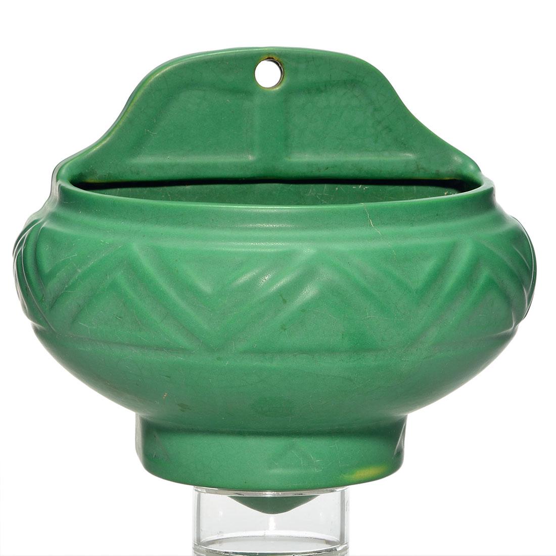 Roseville Matt Green wall pocket, geometric, 7 1/4 (1 of 1)