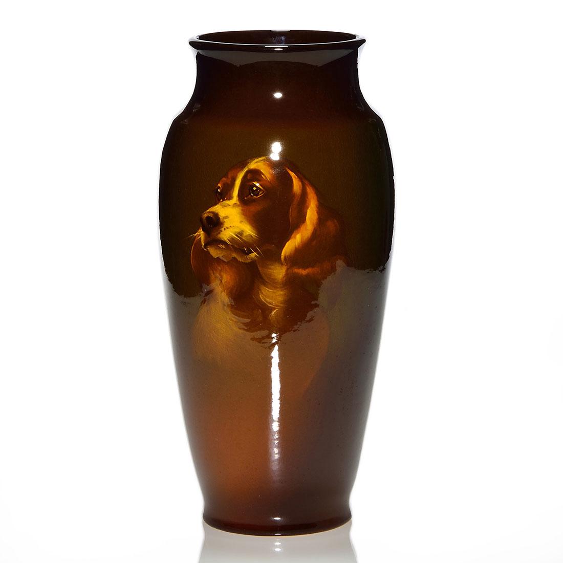 Roseville Dog portrait in presentation box, Hunter, 13" (1 of 3)