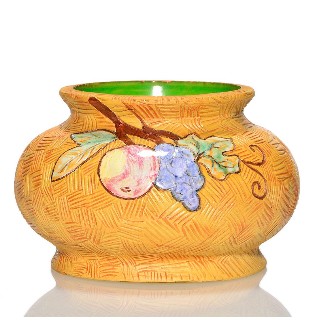 Unusual Weller Hudson, basketweave, flowers, 3 3/4" (1 of 2)