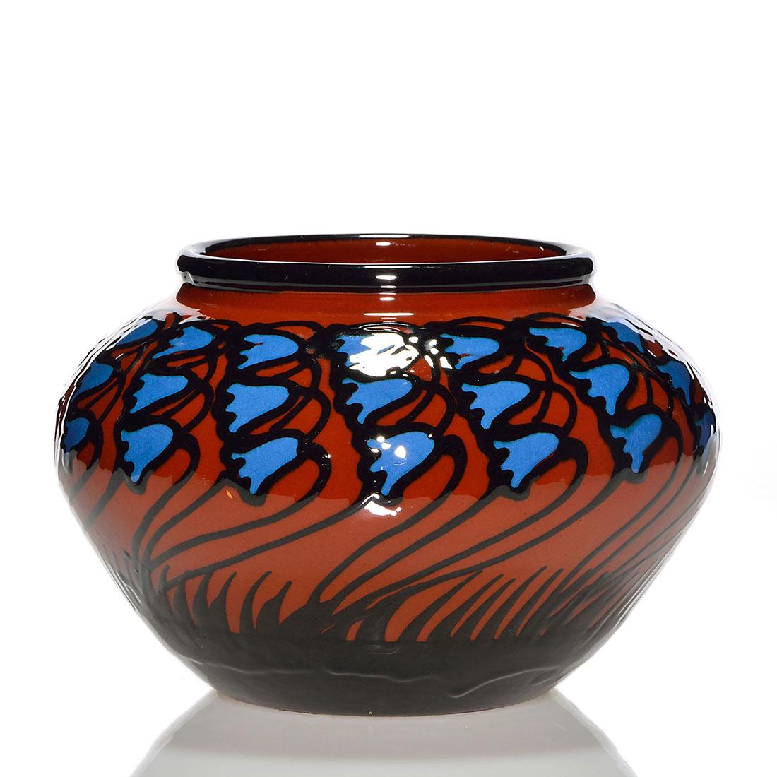 Max Laeuger (Grossherzogliche Majolika) vase, 5 1/2" (1 of 1)