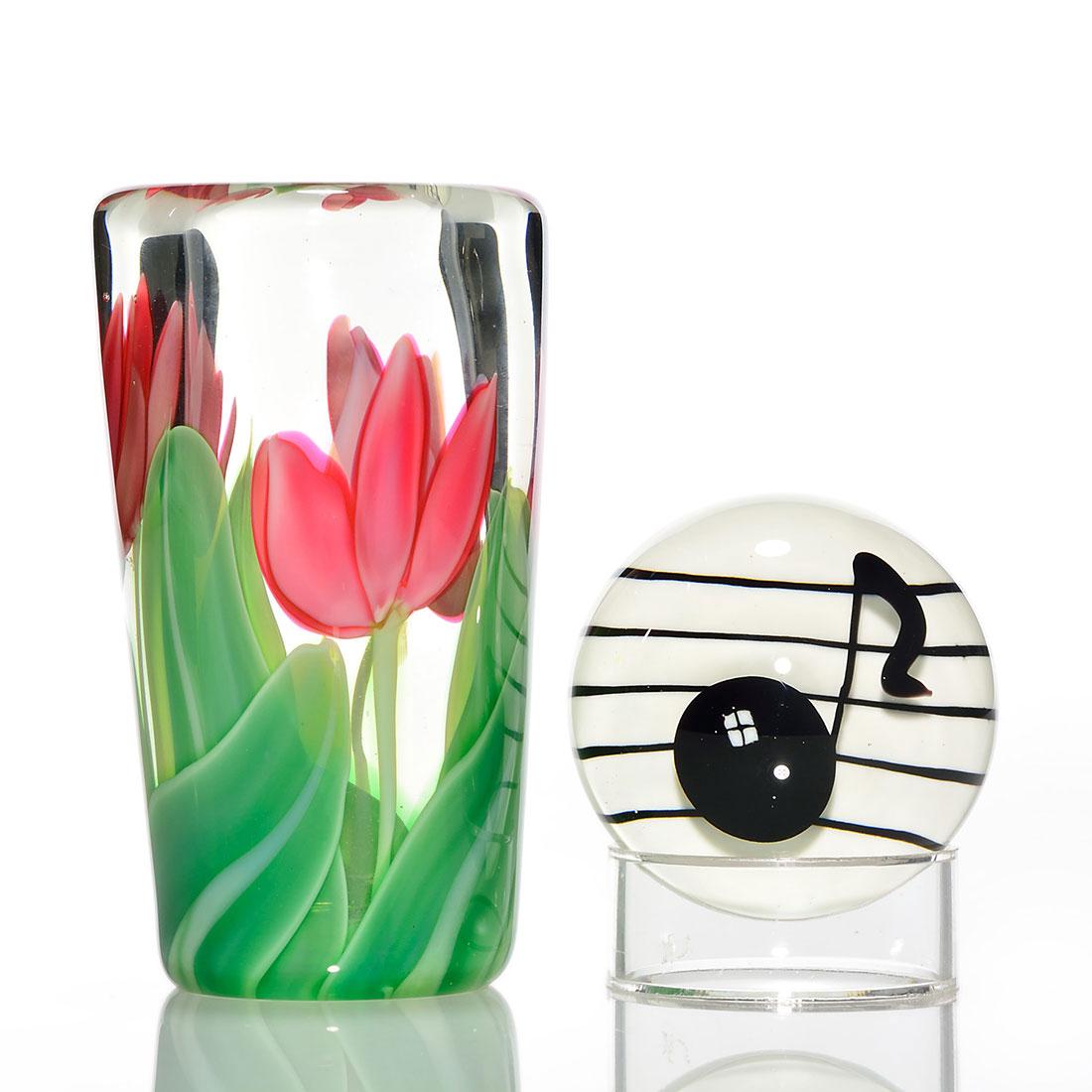 2 Orient & Flume: Music Note paperweight + tulip vase (1 of 1)