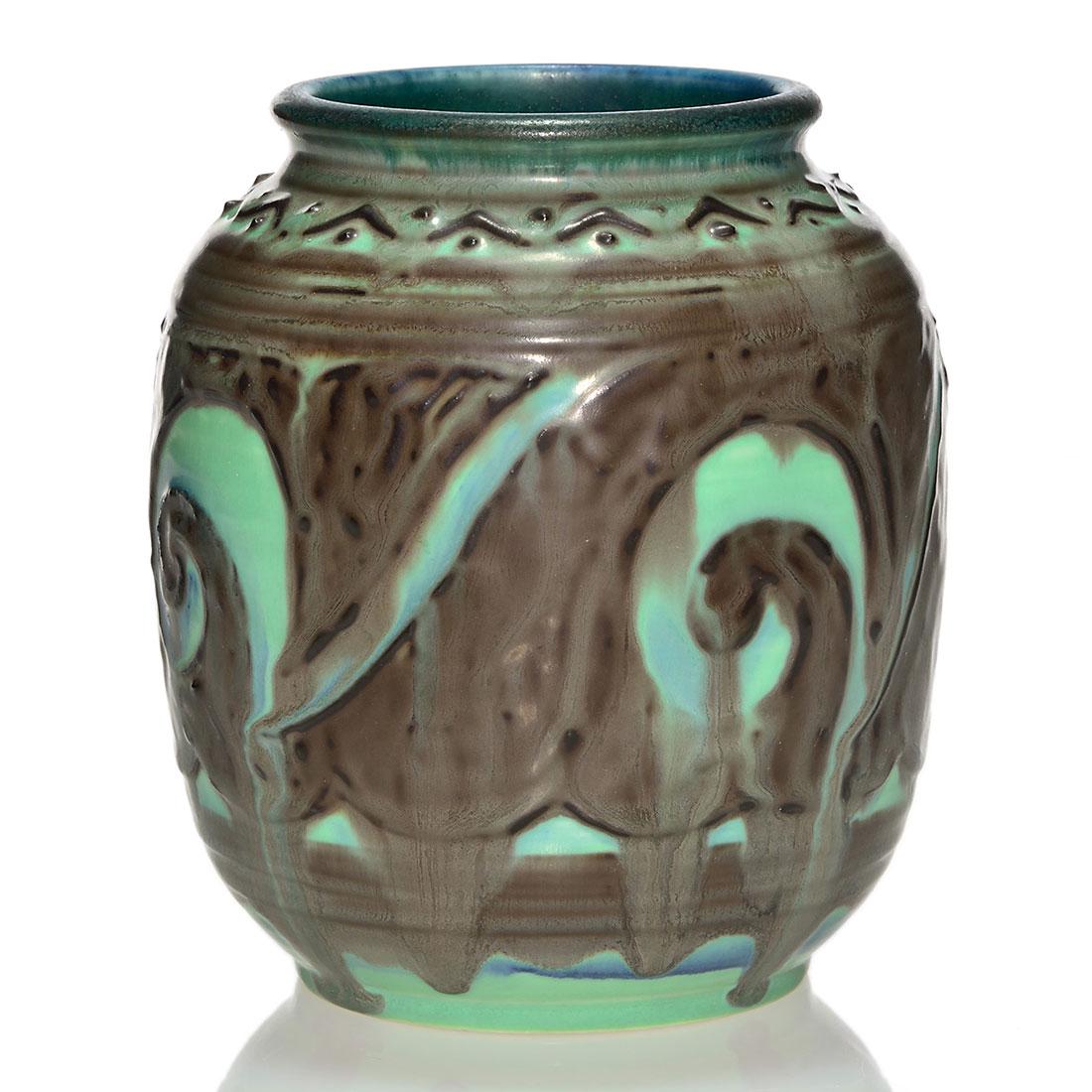 Rookwood Art Deco vase, Barrett, 1931, 6194 D, 6 1/8 (1 of 2)