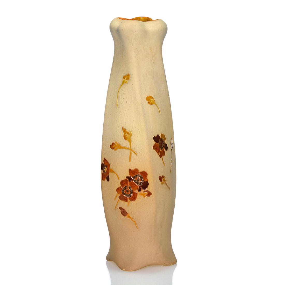 Roseville Woodland twist vase, 10 1/4", floral (1 of 2)