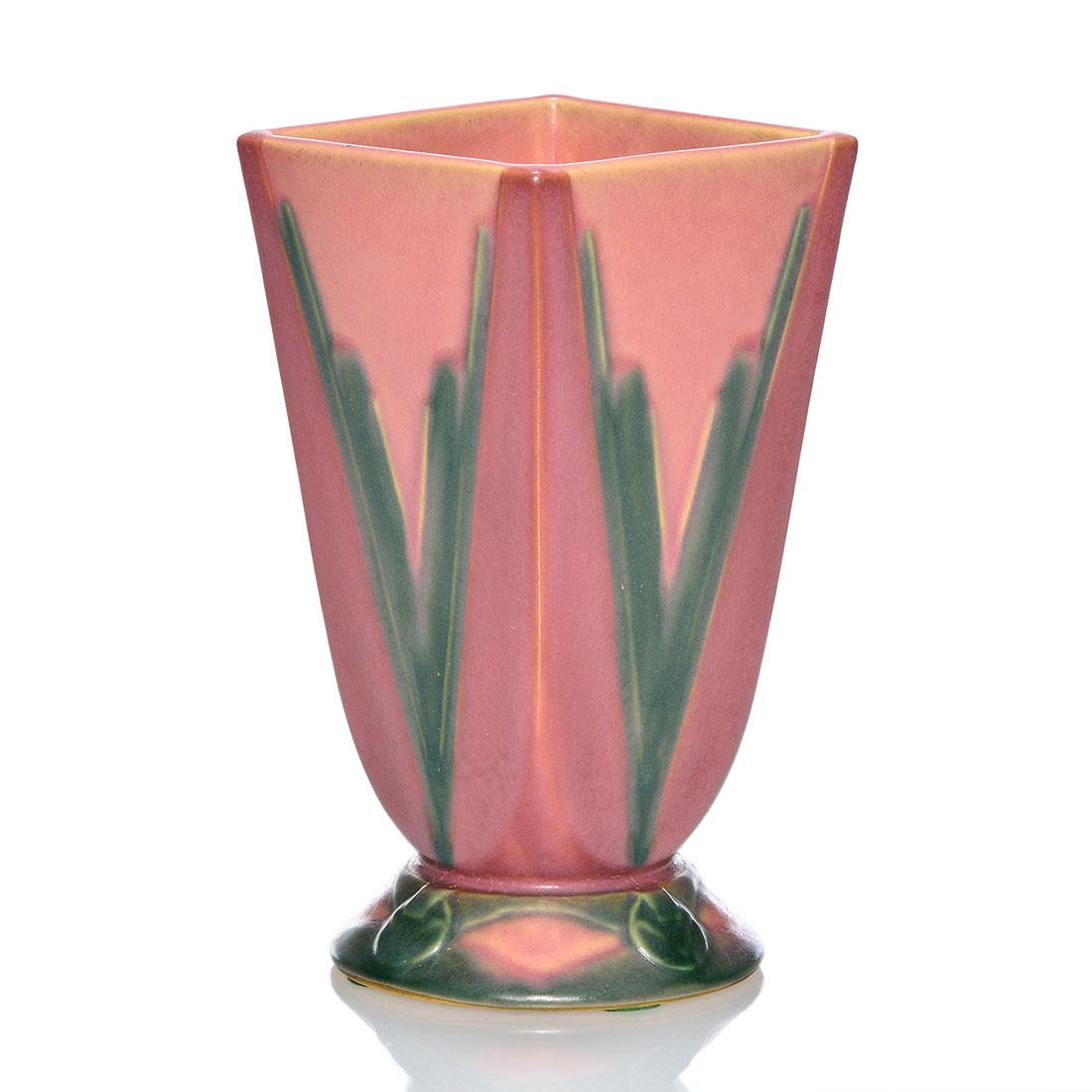 Roseville Futura Red Vee vase,shape 399-7",7 1/8" (1 of 2)