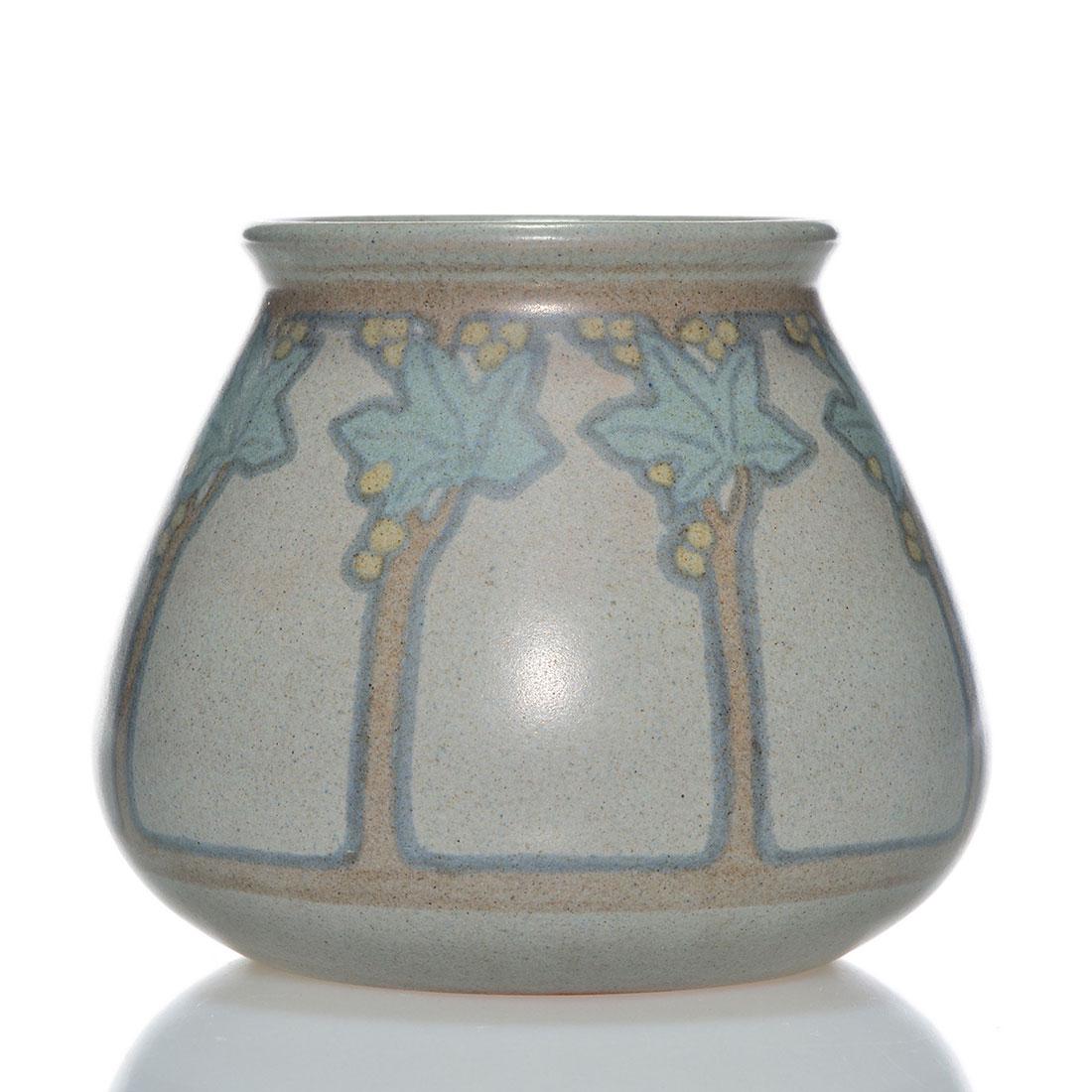 Marblehead Arts & Crafts vase, grapevines, 3 1/2", MP (1 of 2)