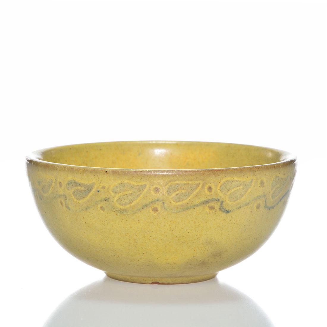 Marblehead mat bowl,Hennessey & Tutt,1 5/8" x 3 1/2" (1 of 2)