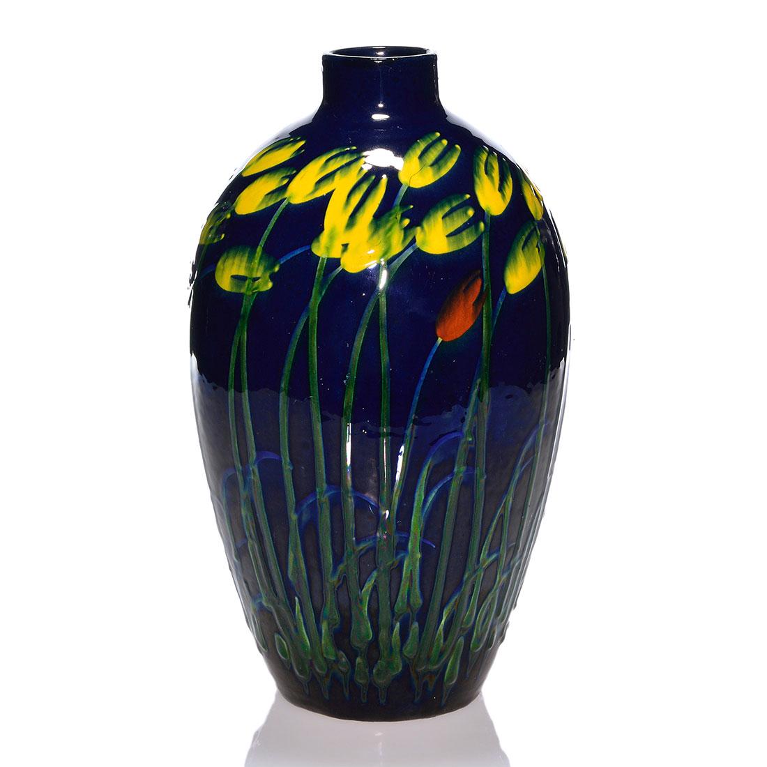 Max Laeuger, Tonwerk Kandern vase, tulips, 12", marks (1 of 3)
