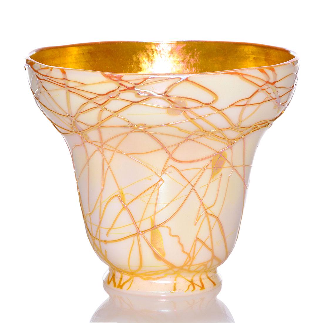 Steuben Calcite shade,gold applied vines,foliage,4 1/4" (1 of 2)