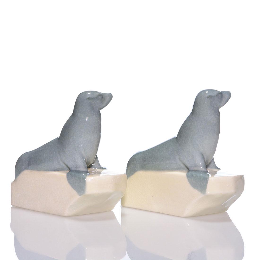 Rookwood pair rare Seal bookends, 1922, 2642,6 3/8 (1 of 2)