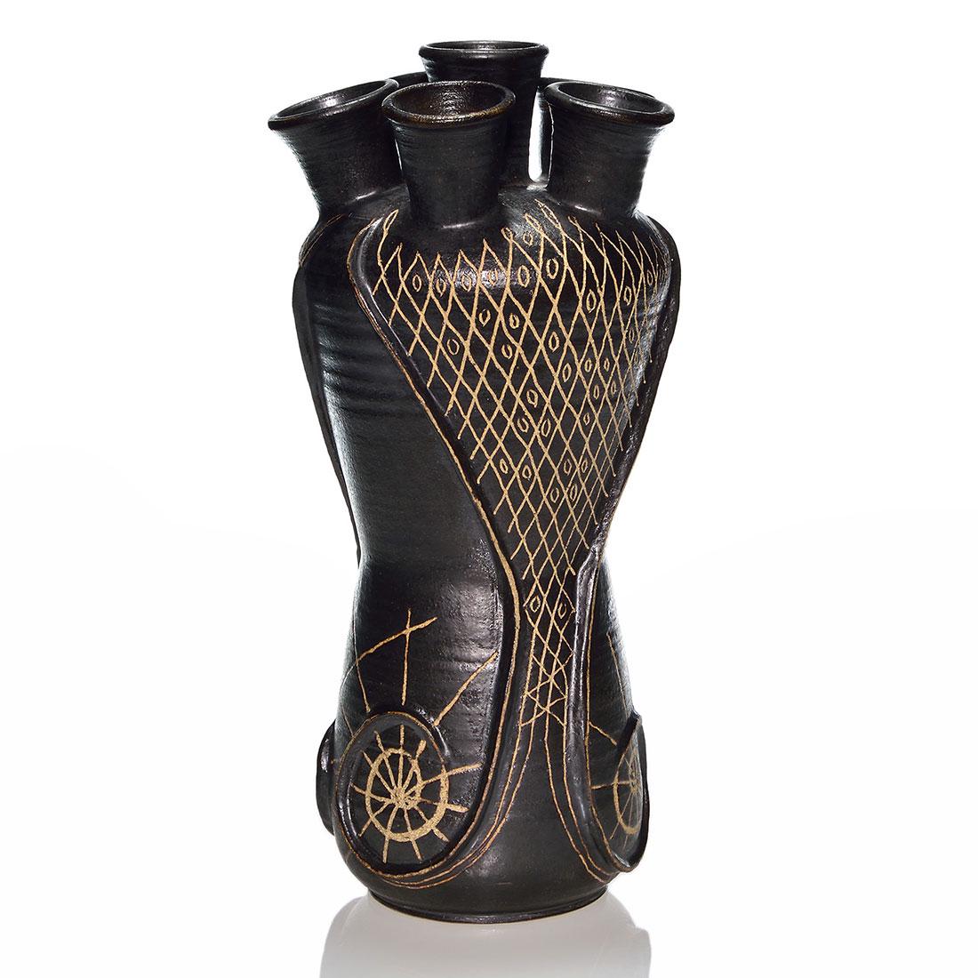 Fine Frances Senska weed pot, carved-incised, 14 5/8": Important Frances Senska Weed Pot done in 1989 as a commission for the consignor. Senska studied with Maija Grotel at Cranbrook and later taught Peter Voulkos and Rudy Autio at Montana State. This for