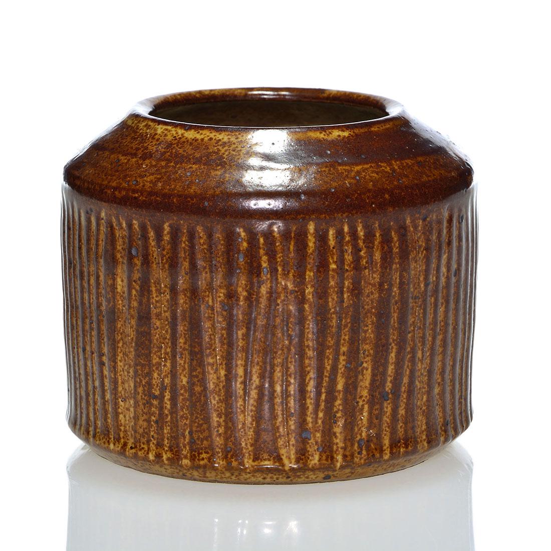 Carved vase by Alfred instructor Robert Turner, 4 1/4": Mid Century carved mat finish vase done by Alfred University instructor Robert Turner. Incised Turner on the bottom. Height 4 1/4 inches. Excellent condition. Pictured in Ken Forster, Alternative Amer