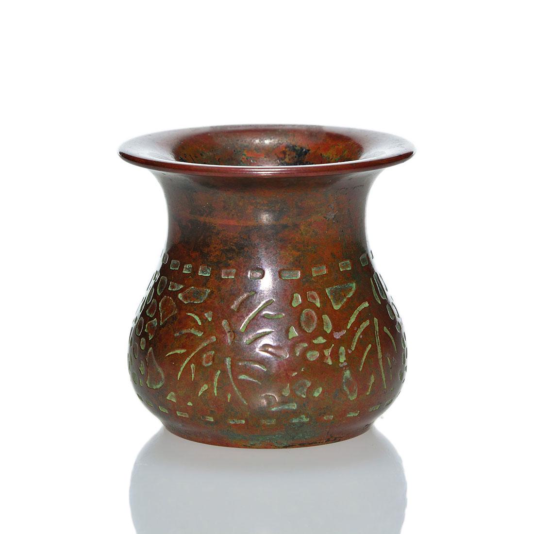 Tiffany Studios Grape & Leaf wipe pot, 2 1/8”,: Tiffany Studios bronze quill pen wipe pot with the Grape & Leaf design. Height 2 1/8 inches. marked Tiffany Studios, New York, 340. Aged ink stains inside and out. Good patina with verde green nicely 
