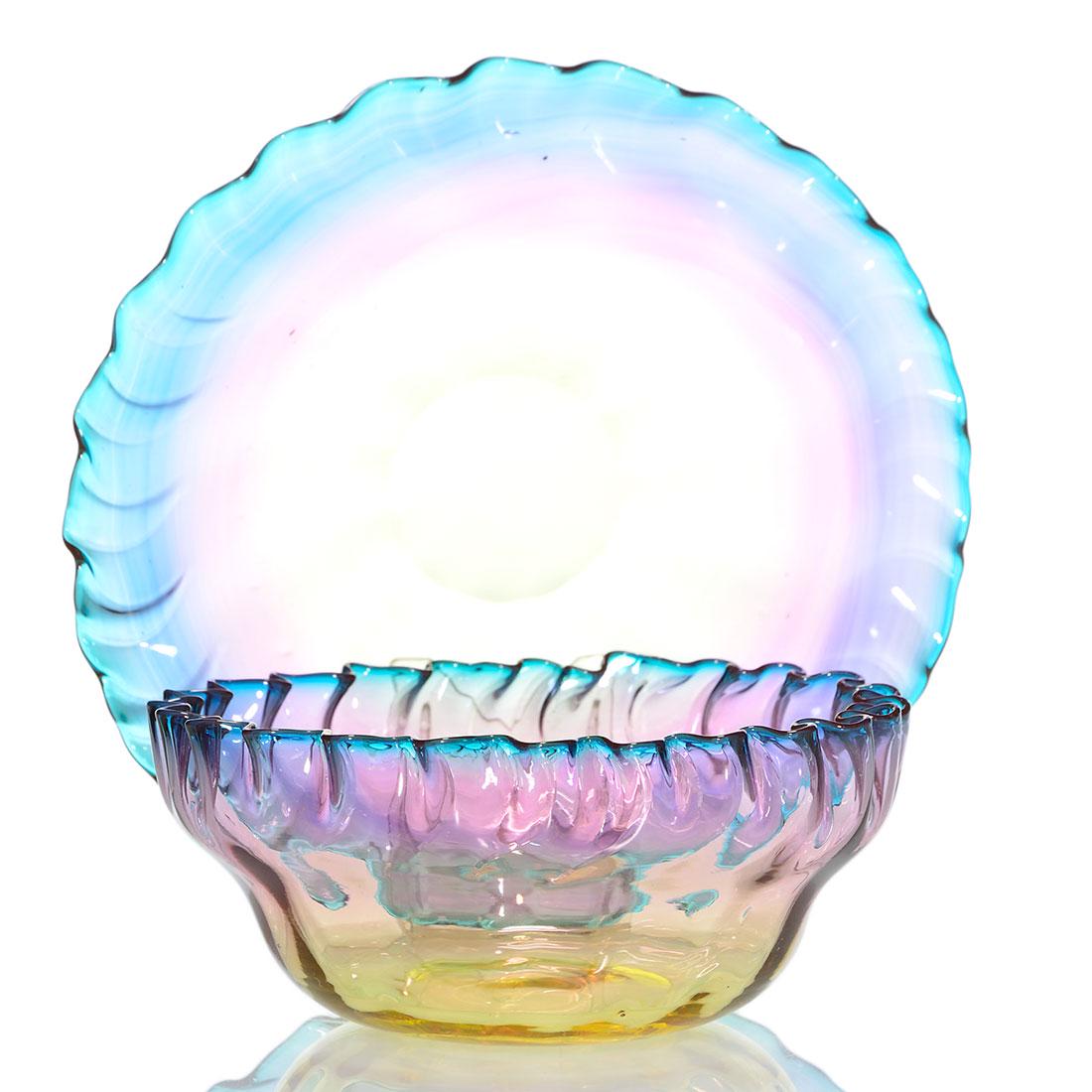 Thomas Webb Alexandrite finger bowl & underplate: Thomas Webb & Sons Alexandrite finger bowl with underplate each having wavy crimped rims with aqua, blue to pink shading, their bodies optic ribbed. The contoured bowl measures 2 1/8 inches and 4 7/8