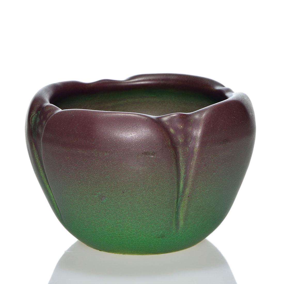 Rookwood Mat glaze bowl, floral design, 1912, 1185, 3 (1 of 2)