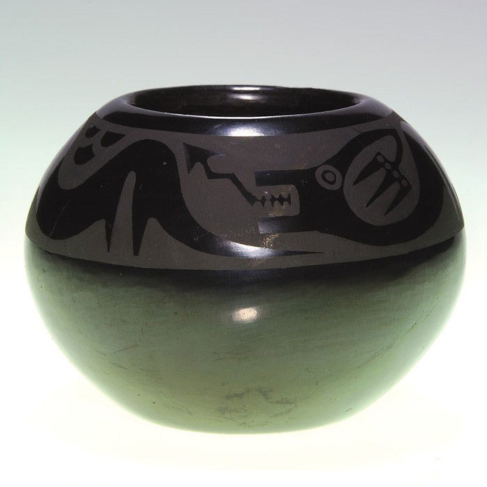 Maria and Popovi Da Martinez vase, serpent design: Maria and Popovi Da Martinez burnished vase with serpent (Avanyo) design done at San Ildefonso. Incised "Maria/Popovi 964" on the bottom. Height 2 7/8 inches. Excellent original condition. Accompanyin