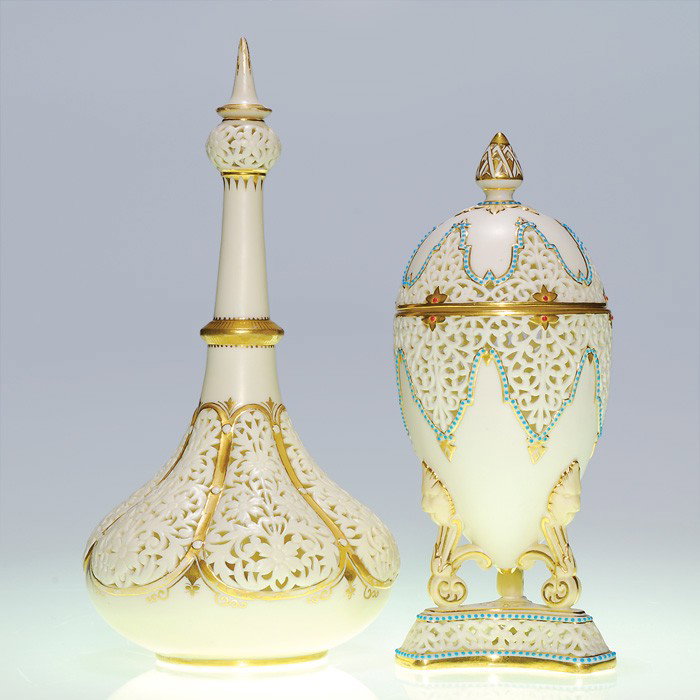 2 Royal China Works, Worcester reticulated: Two Royal China Works reticulated porcelain items made by the Grainger, Wood & Company in Worcester, England. 1. Covered egg shaped vase on a pedestal. Reticulation to the base, body, lid and finial w