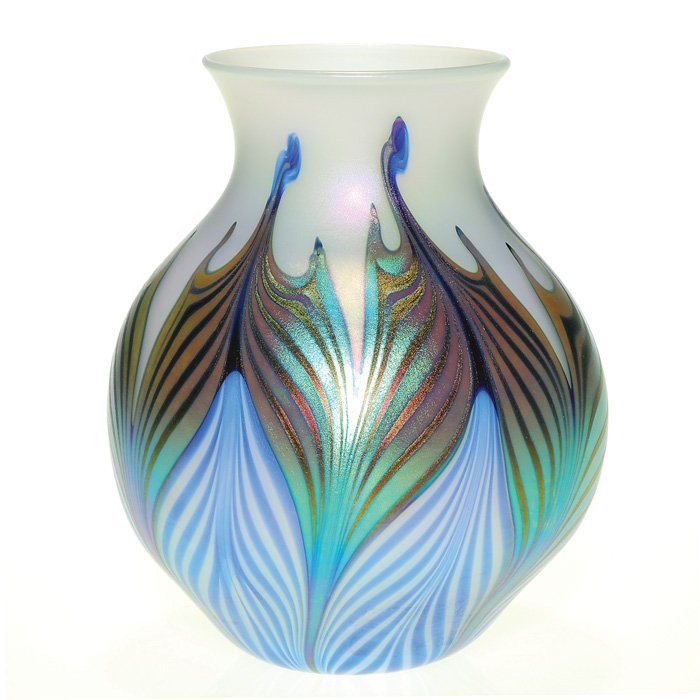 C. Lotton vase, blue-white feather, 7”, 1995, sig: Charles Lotton vase produced in 1995 with double pull leaves in sapphire blue and aurene blue with flaming tips combed through the plump white body. Height 7 inches. Artist signature and date along th