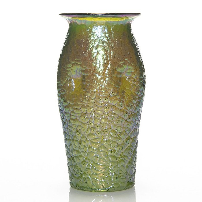 Loetz Creta Phanomen vase, Genre 377, 7 3/8”: Good Loetz “Creta Phanomen” vase, Genre 377 displaying a handsome reptilian-like surface. Height 7 3/8 inches. Beautiful and bright rainbow iridescence reflects from the surface. Excellent origina