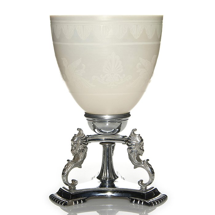 Moe Bridges lamp, Steuben ACB attrib shade, 16 1/4”: Moe Bridges console lamp featuring an acid cut back Calcite shade attributed to Steuben. The large shade is cut with female winged griffins alternating with leaf fronds, the rim having a surround of a