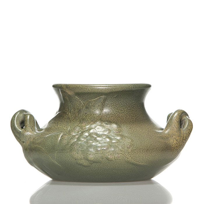 Weller Matt Ware 2 handled vase, 4 7/8" (1 of 1)