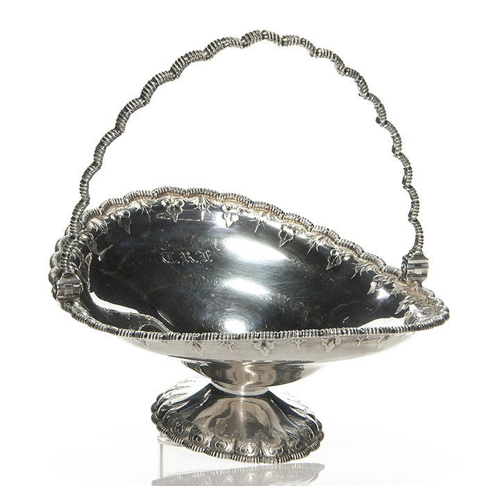 Tiffany Sterling cake basket, Grosjean & Woodward (1 of 1)