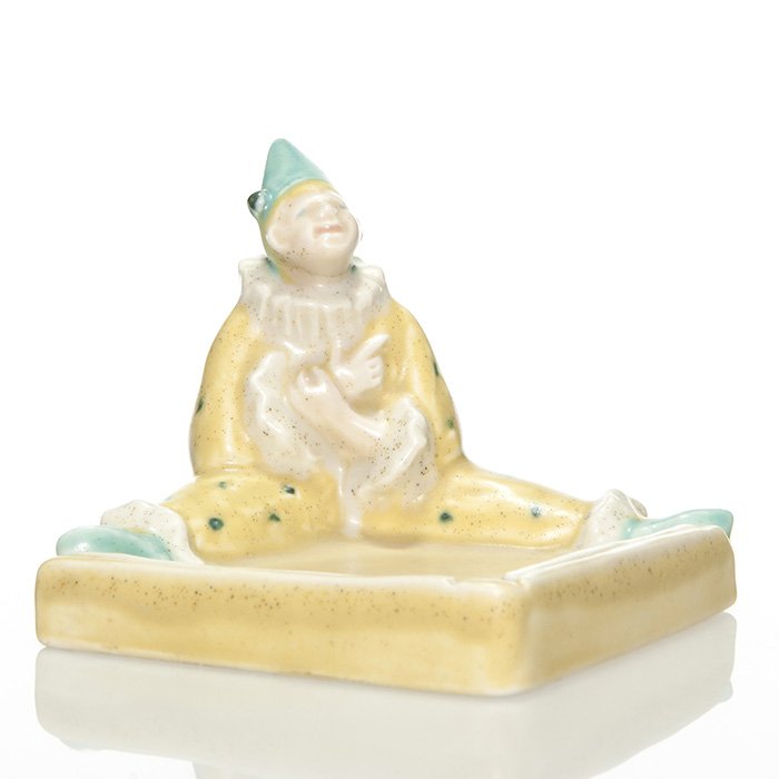 Rookwood Clown ashtray, 1928, 6026, 3 7/8" (1 of 1)