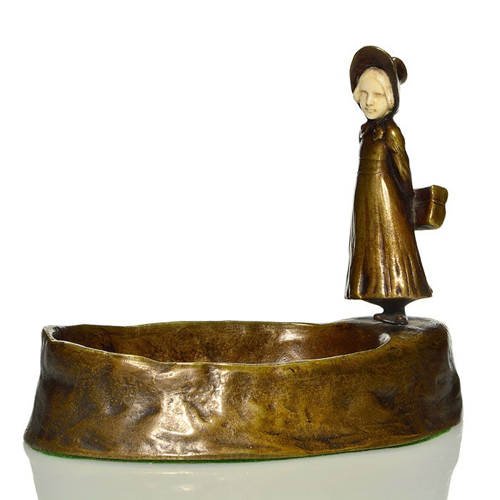 P. Tereszizuk bronze and ivory tray, Victorian girl (1 of 1)