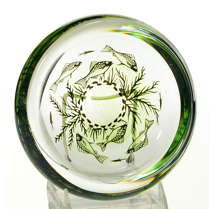 Orrefors Graal bowl, fish, Hald, 2 3/8"X7 1/4",: Edward Hald for Orrefors, a Graal aquarium bowl with fish circling the center above a bed of sea weed. Measures 2 3/8 inches by 7 1/4 inches across. Engraved "Orrefors Graal, Edw. Hald, 558.0" in the
