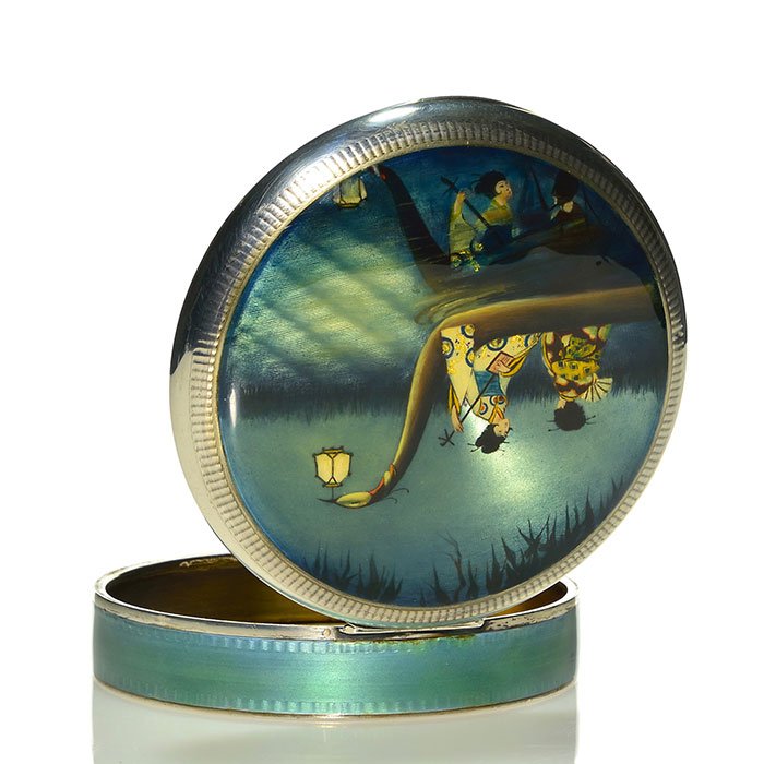 French Gilloche enamel sterling, geishas, 1 1/4" (1 of 2)