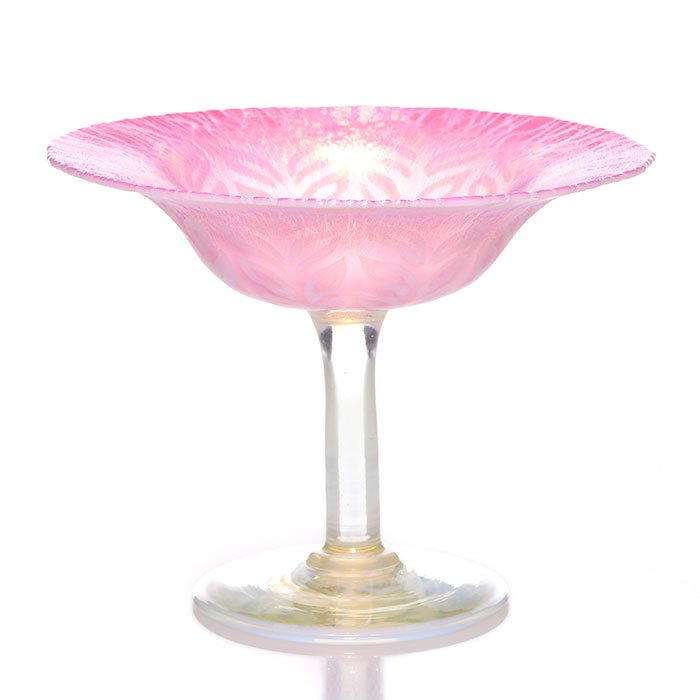 Tiffany pink Pastel compote, Leaf, 4 1/2"  X 5 3/4" (1 of 1)
