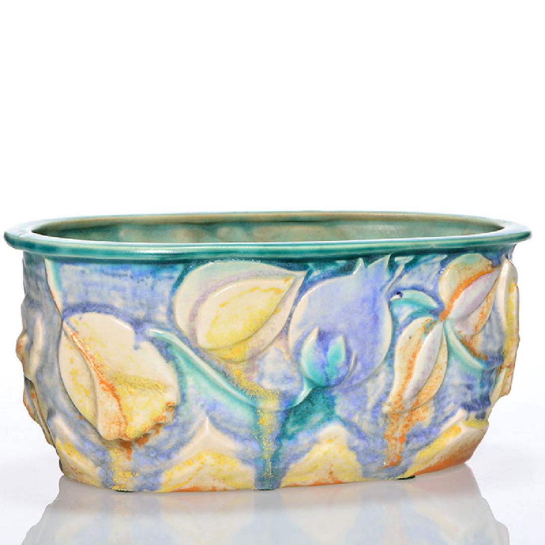 Clarice Cliff Bizarre planter,embossed flowers, 4 5/8 (1 of 2)