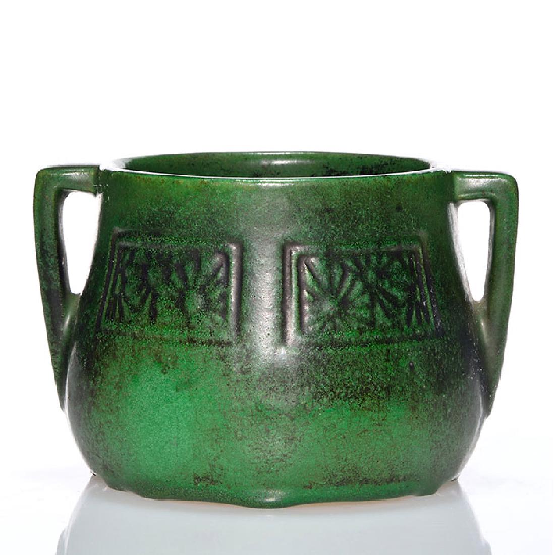 Green mat 2 handled vase, panels of daisies, 3 1/2 (1 of 2)