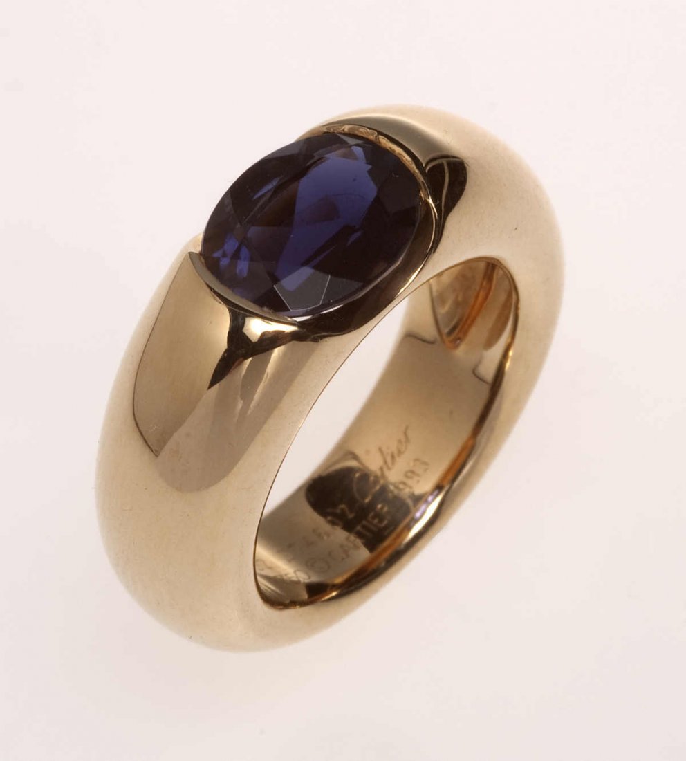Classic band ring, original Cartier, 750'-yellow g: Classic band ring, original Cartier, 750'-yellow gold (18K GG). Iolite in fine oval faceted B = 8.0 G = 16.2 g RG = 53 Original Price: € 1.950, - Klassischer Bandring, original Cartier, 750'-Gelbgol