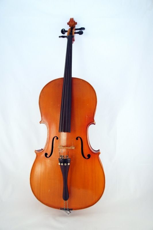 Cello, Lark M53D5, unrestau., Shanghai China, leng: Cello, Lark M53D5, unrestau., Shanghai China, length 122 cm Cello, Lark M53D5, unrestau., Shanghai China, Länge ca. 122 cm