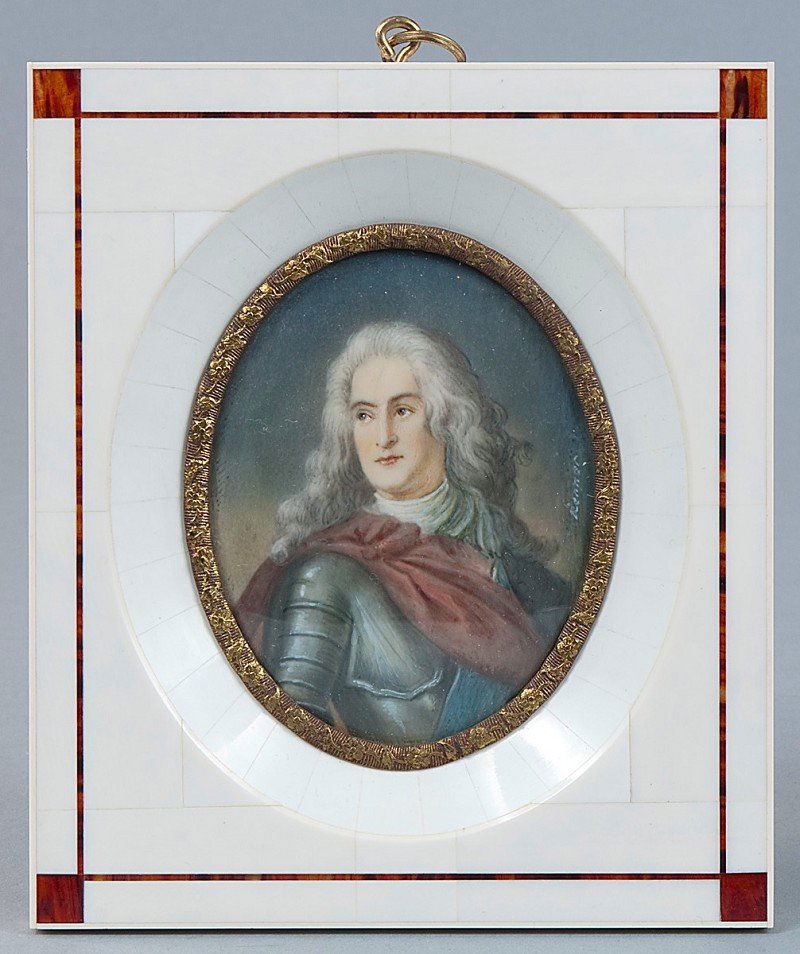 Portrait "August the Strong", miniature painting i: Portrait "August the Strong", miniature painting in tempera on ivory, mammoth ivory handcrafted frame, handmade according to CITES regulations. H = 13.0 W = 11.5 cm Portrait "August der Starke", Minia