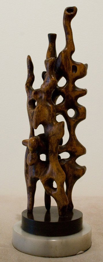 Manuel Rodulfo Tardo (Cuban 1914): "Untitled", carved rosewood, 12 x 4 x 4 inches, signed