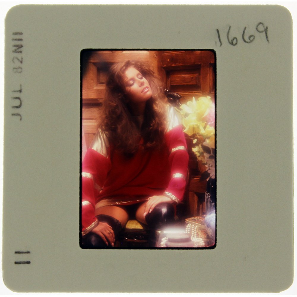 Corinne Alphen 1982 35mm By Bob Guccione: Original 35mm slide features Corinne Alphen taken by Bob Guccione in 1982.Subject: Corinne Alphen is the beauty tha