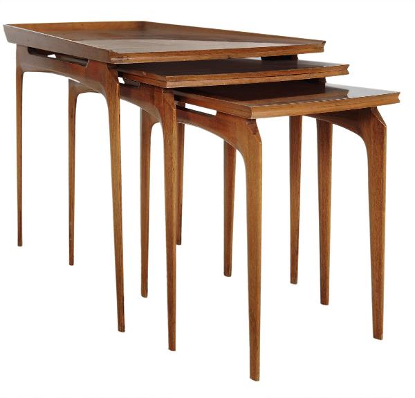 WILLY NEL & PHILIPPE NEERMAN (°1930)/ DE COENE: Three side tables. Rosewood / walnut. The tables were exhibited at the Congolese pavillon at the '58 world exhibition.