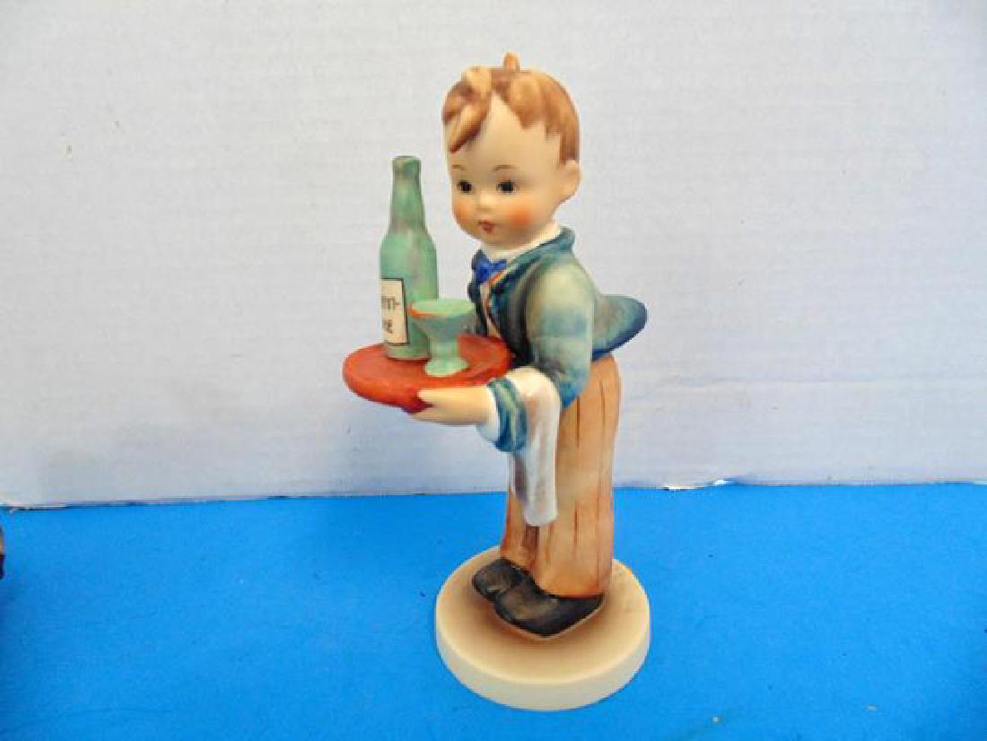 Hummel Figure Waiter (1 of 2)