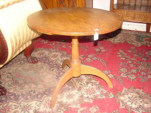 Rare Shaker Tilt Top Stand: Watervliet Shaker early 19th Century spider leg table yellow over lipstick red paint. Pinned construction. Very good condition.