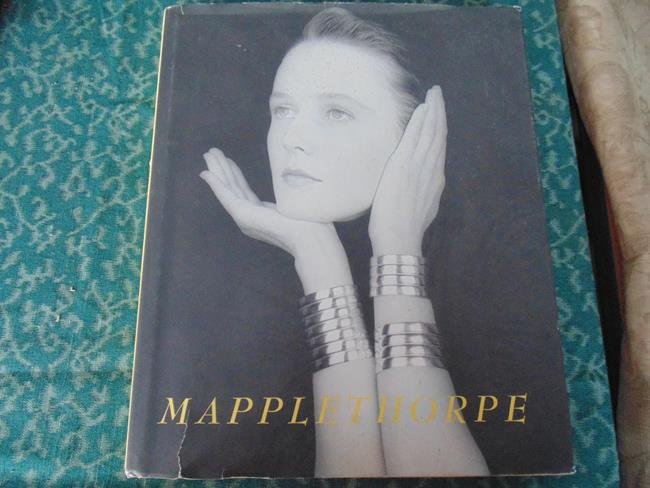 Mapplethorpe Photography Book Some Women: Some Women Robert Mapplethorpe American 1946-1989. Bullfinch Press Introduction by Joan Didion.