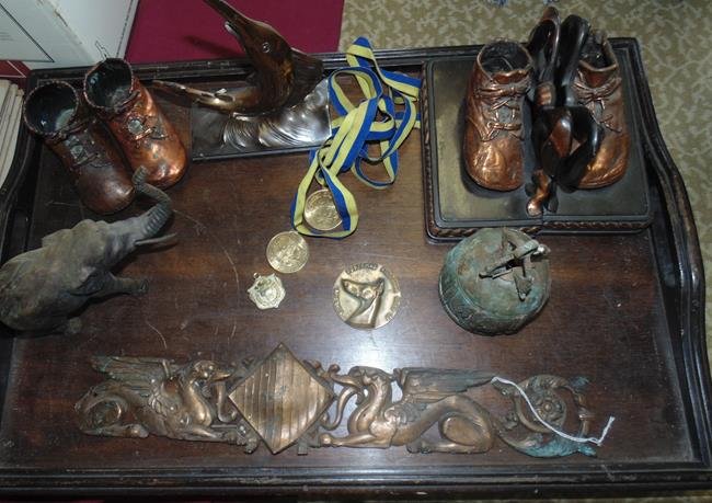 Group of Brass & Metal Items: Including a bell, ornate fretwork, bookends, etc.