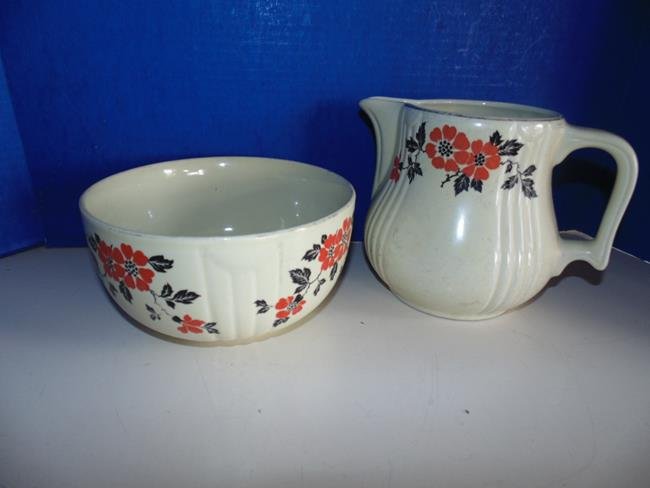 Hall Kitchen Ware (1 of 1)