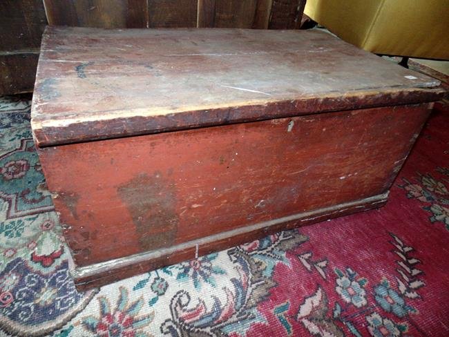 Lift Top Wood Box in Old Red Paint: Lift top wood box in old red paint. 28"x 12".